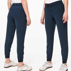 Lululemon On The Fly Jogger True Navy